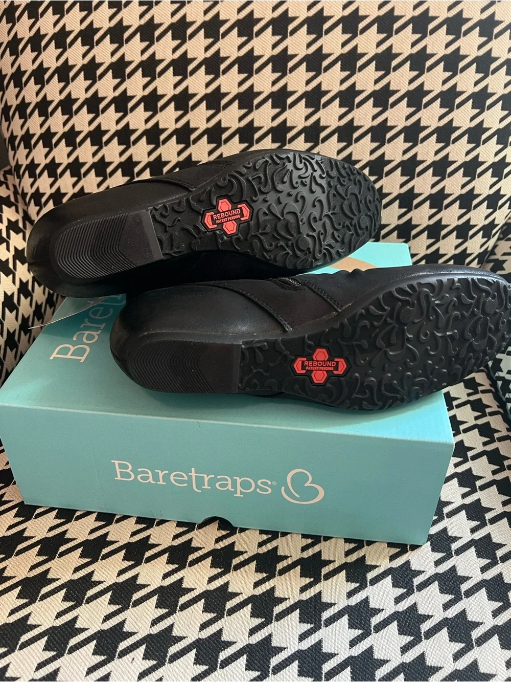 BareTraps PeanutWomen's Booties- Size 9.5